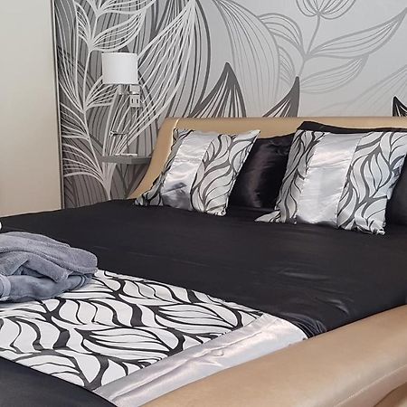 Fred Et Jules Bed & Breakfast บูลิ-ซัวร์-ดอร์ดองเน ภายนอก รูปภาพ